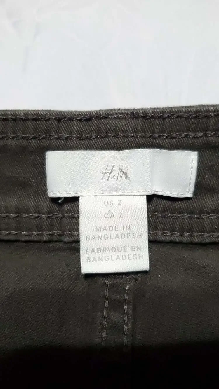 H&M High Waisted Utility Shorts Dark Olive Green Size 2 - Picture 2 of 4
